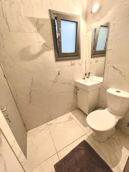 Demetra 1 Bdr Down Town Nicosia By Platform 357 Apartment Bagian luar foto